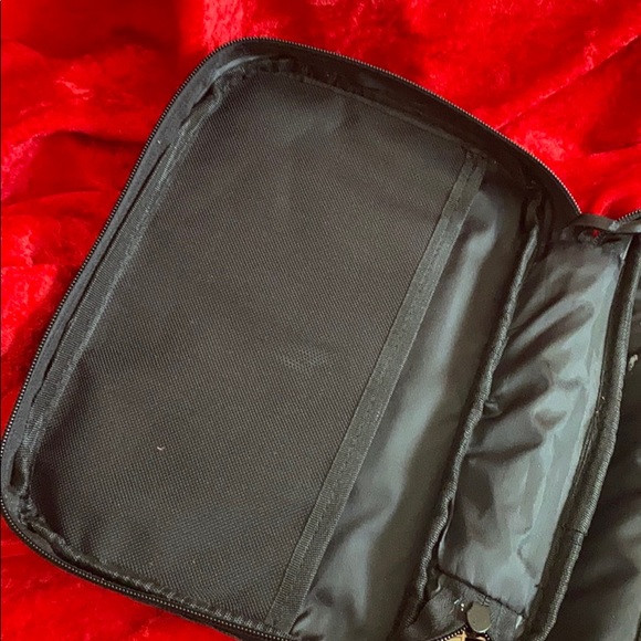 NWT- Bible Cover - Picture 4 of 4